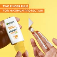 Garnier Bright Complete Vitamin C Super UV Matte SPF 50 30ml - image 3