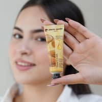 Pierre Cardin Paris Hand N Nail Cream 30ml - image 2