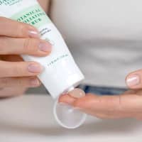Mario Badescu Botanical Exfoliating Scrub 100g - image 4
