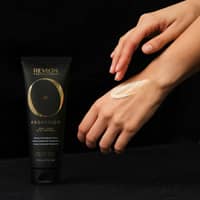 Revlon Professional Orofluido™ Moisturizing Body Cream Purse Size 50ml - image 3