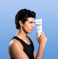 Jenpharm Clarevo Salicylic Acid Facewash - image 3