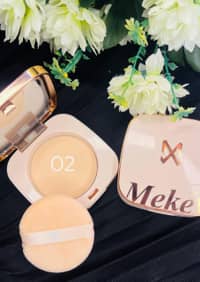 Mekey Xecret Radiant Glow Matte Face Powder All Day Coverage With Puff - 02