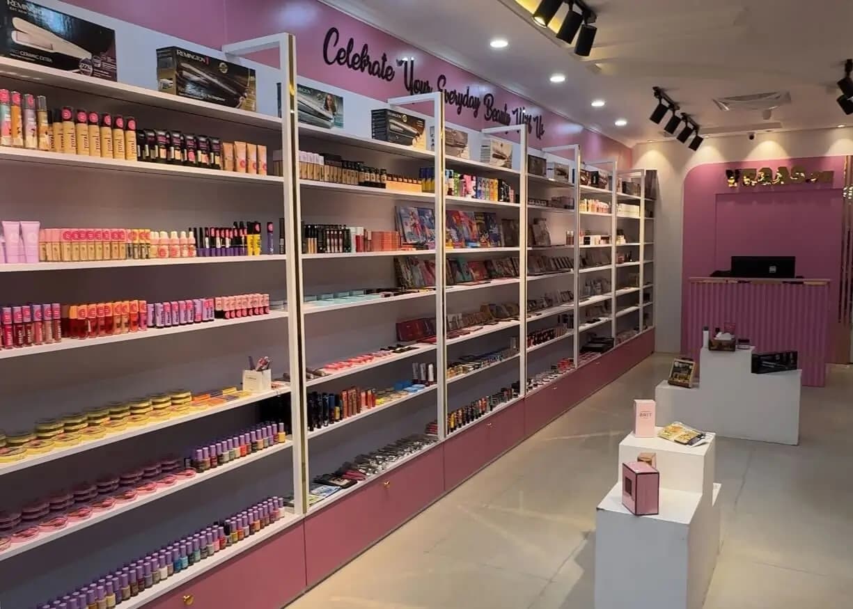 Vegas.pk Commercial Market outlet, Rawalpindi