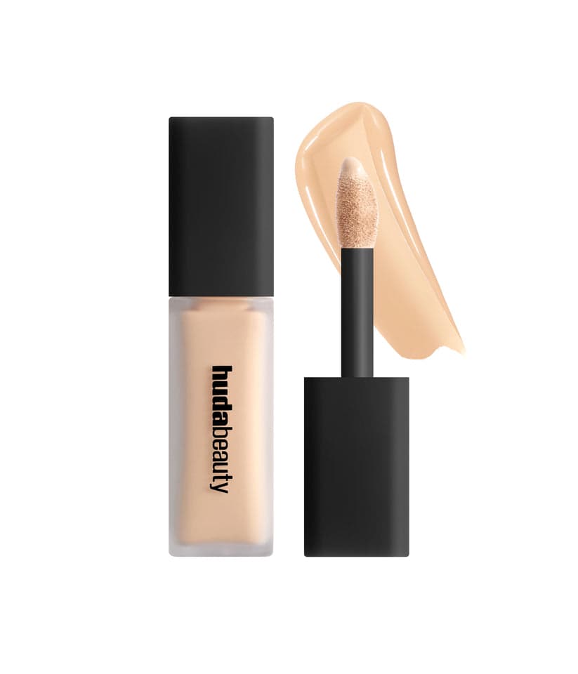 Huda Beauty Faux Filter Luminous Matte Concealer